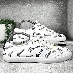 Guess Women's Low Top Sneakers White Faux Patent Leather Los Angeles 8.5
